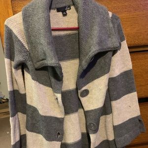 Cardigan striped gray